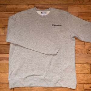 Champion Crewneck Sweatshirt Size L Gray Script Logo